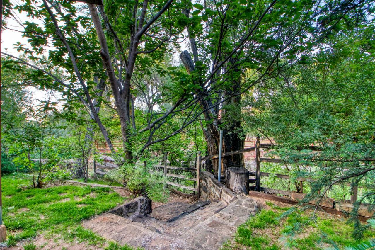 Creekside Cowa-Bungalow! Hotel Moab Buitenkant foto